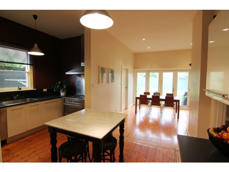 5 Hillcrest Road, Glen Iris VIC 3146