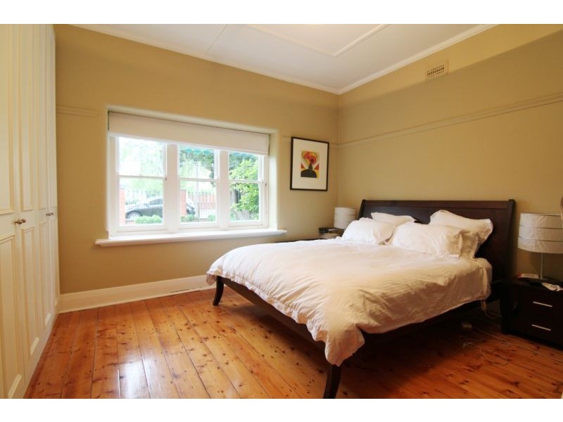 5 Hillcrest Road, Glen Iris VIC 3146