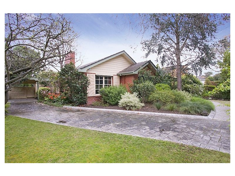 8 Sunhill Road, Glen Iris VIC 3146