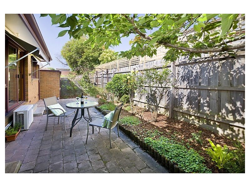 2/78 High Street Road, Ashwood VIC 3147