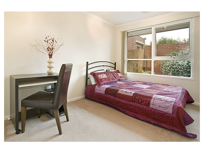 2/17 Stott Street, Box Hill South VIC 3128
