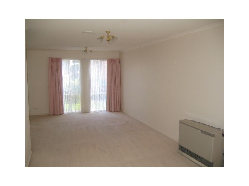 9 Brindalee Mews, Chadstone VIC 3148