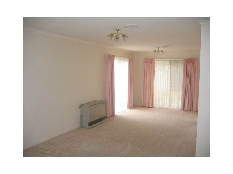 9 Brindalee Mews, Chadstone VIC 3148