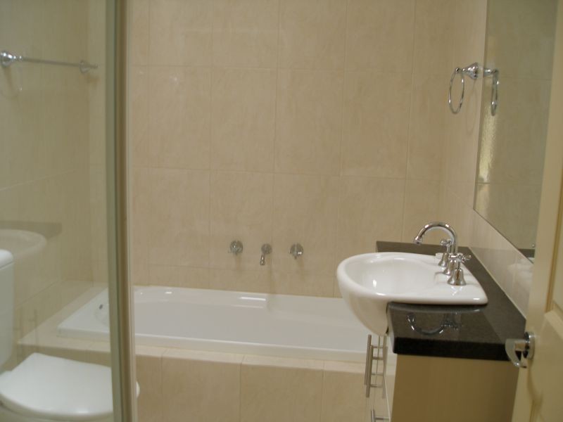 3/30 Peacock Street, Burwood VIC 3125