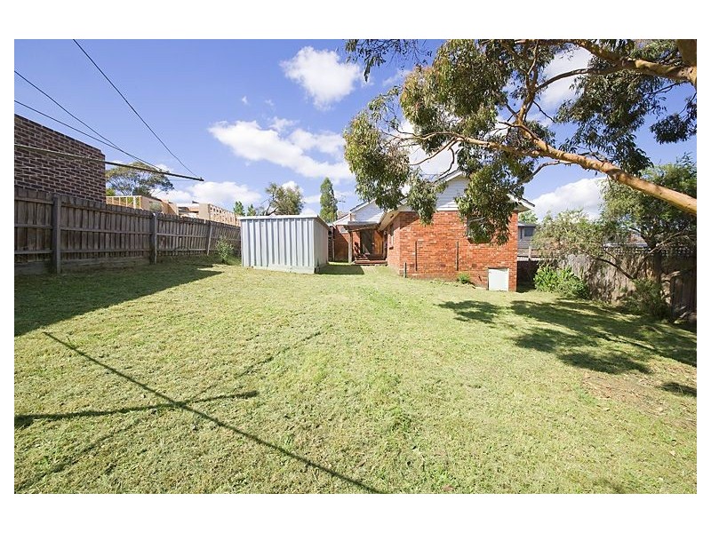 1 Woolert Street, Ashwood VIC 3147