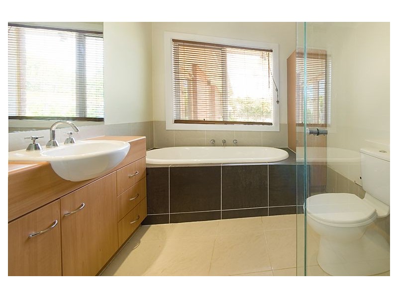 69 Munro Avenue, Ashburton VIC 3147