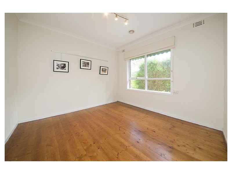 69 Munro Avenue, Ashburton VIC 3147