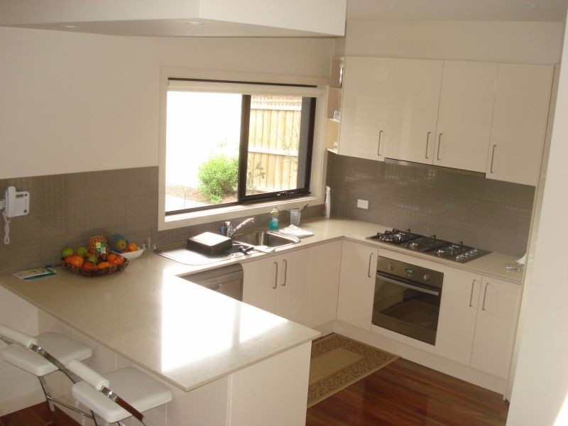 1/4 Howard Avenue, Mount Waverley VIC 3149