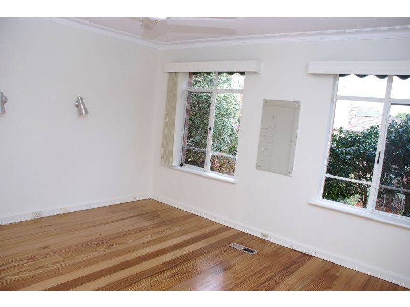 7 Madeline Street, Glen Iris VIC 3146