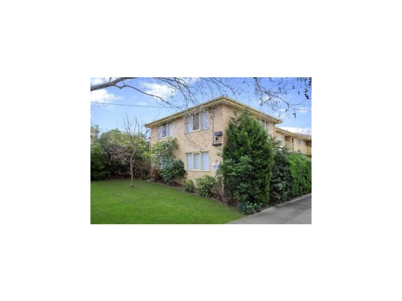 2/13 Glenvale Road, Glen Iris VIC 3146