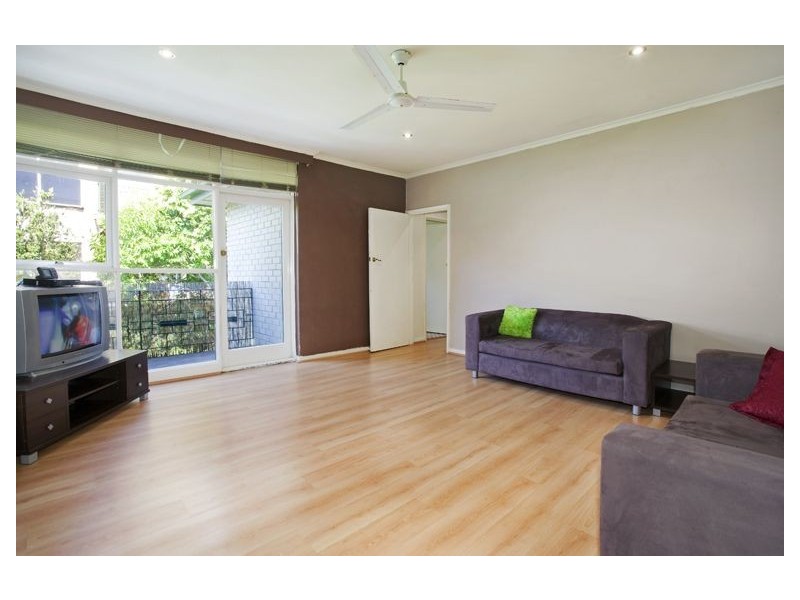 9/10 Nash Street, Glen Iris VIC 3146