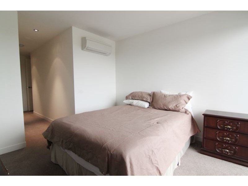 1005/770B Toorak Rd, Glen Iris VIC 3146