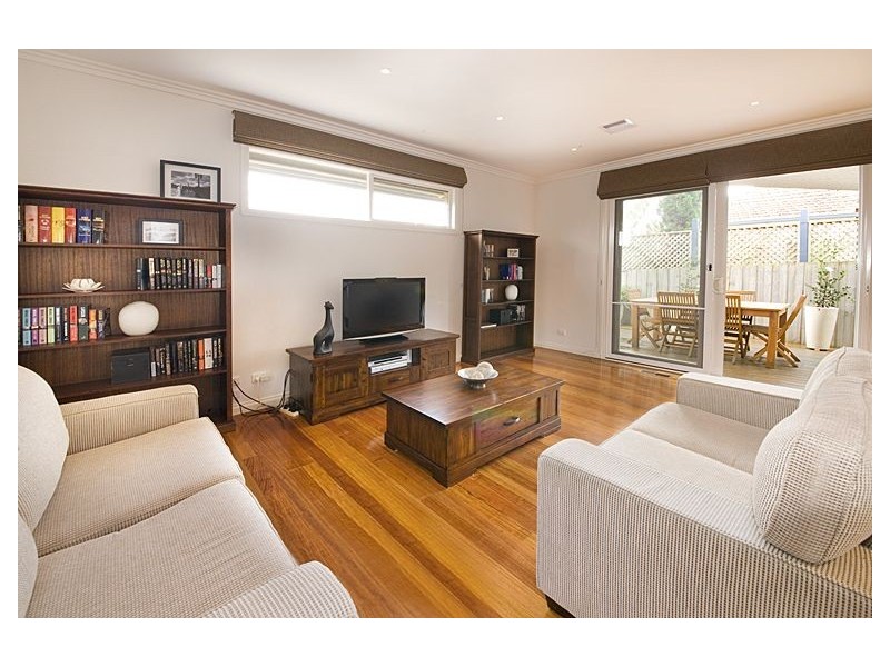 2D Grandview Avenue, Glen Iris VIC 3146