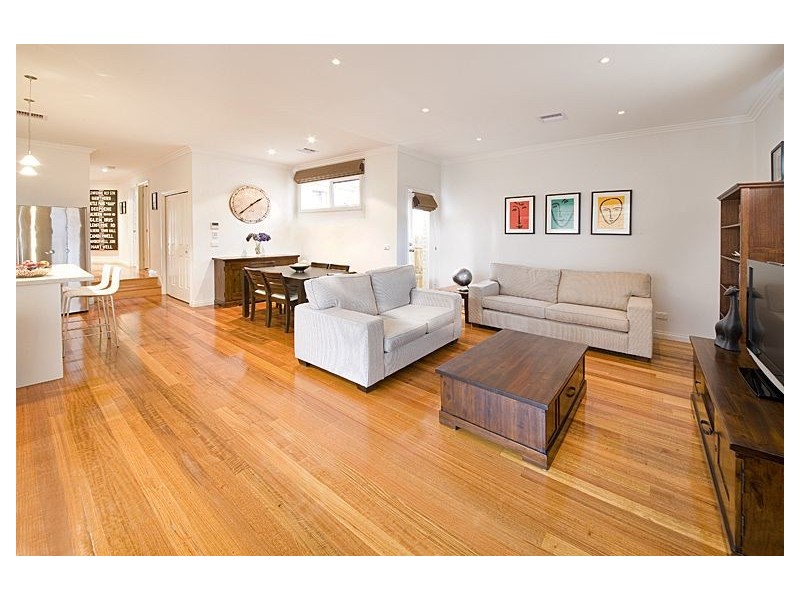 2D Grandview Avenue, Glen Iris VIC 3146