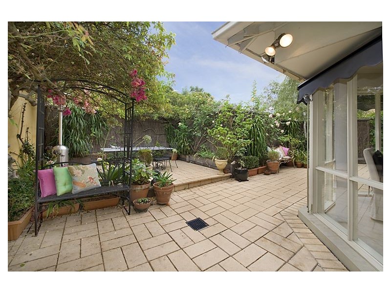 8 Nairn Street, Ashburton VIC 3147