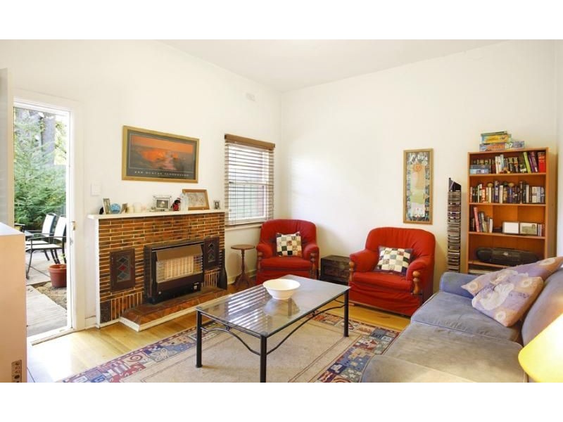 2/2 Linton Crt, Hawthorn East VIC 3123