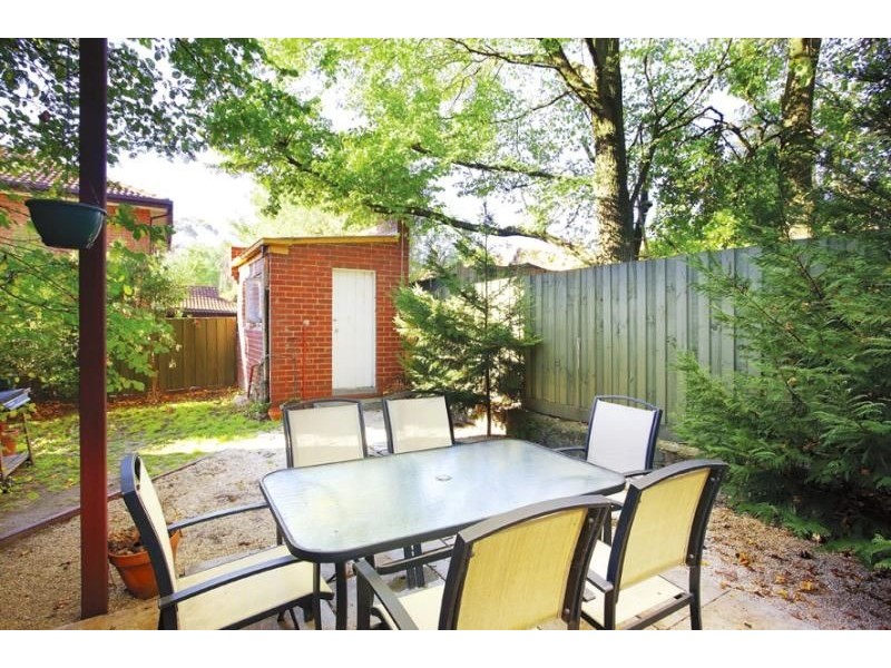 2/2 Linton Crt, Hawthorn East VIC 3123