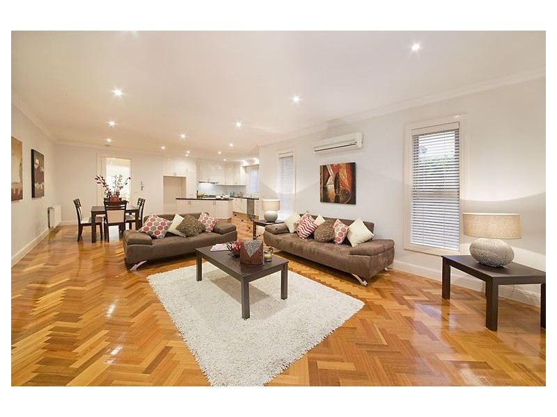 8 Quentin Road, Malvern East VIC 3145