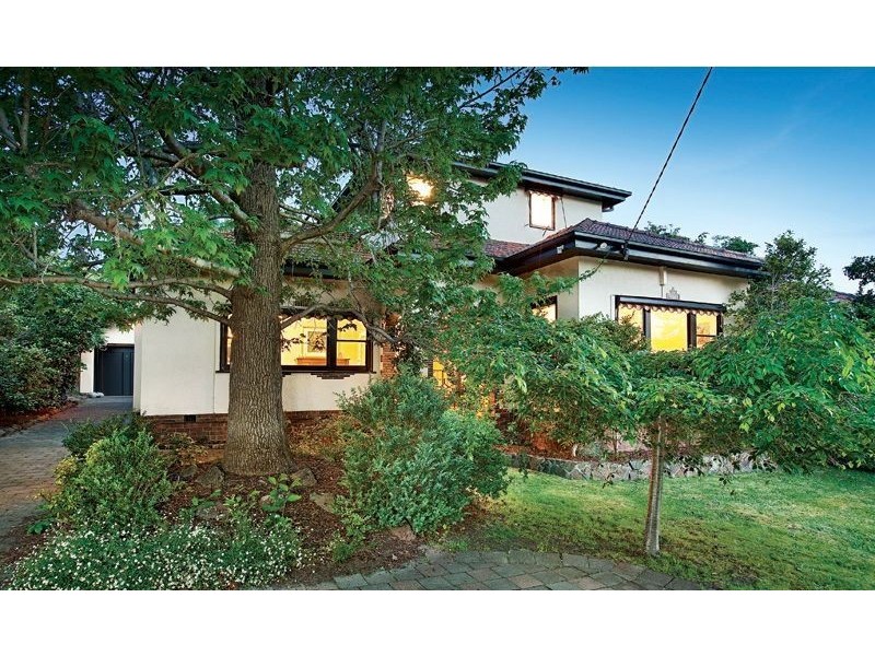 27 Towerhill Road, Glen Iris VIC 3146