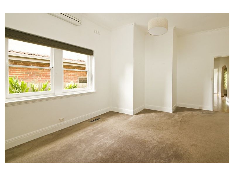 27 Towerhill Road, Glen Iris VIC 3146