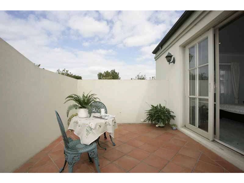 1/422 Waverley Rd, Malvern East VIC 3145