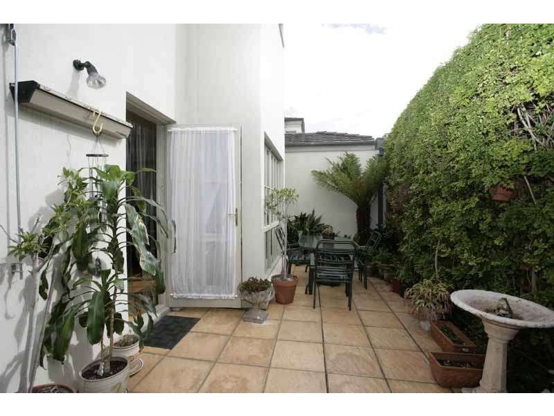 1/422 Waverley Rd, Malvern East VIC 3145