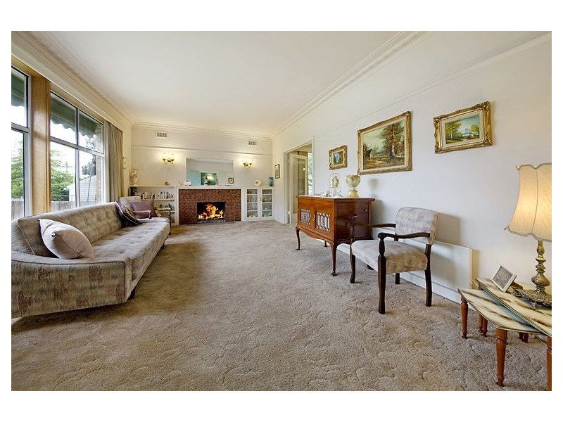 18 Rebecca Road, Malvern East VIC 3145