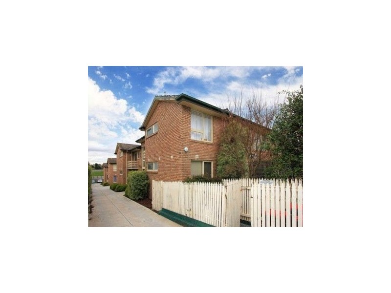 13/13 Churchill Ave, Chadstone VIC 3148