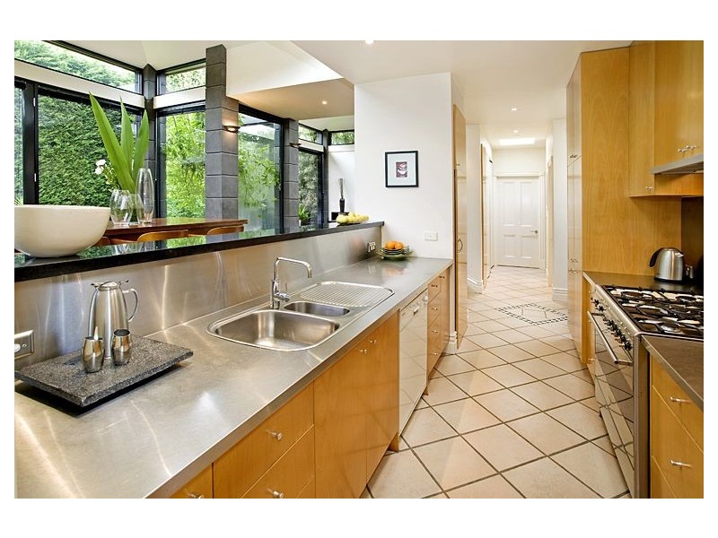 14 Melbourne Street, Murrumbeena VIC 3163