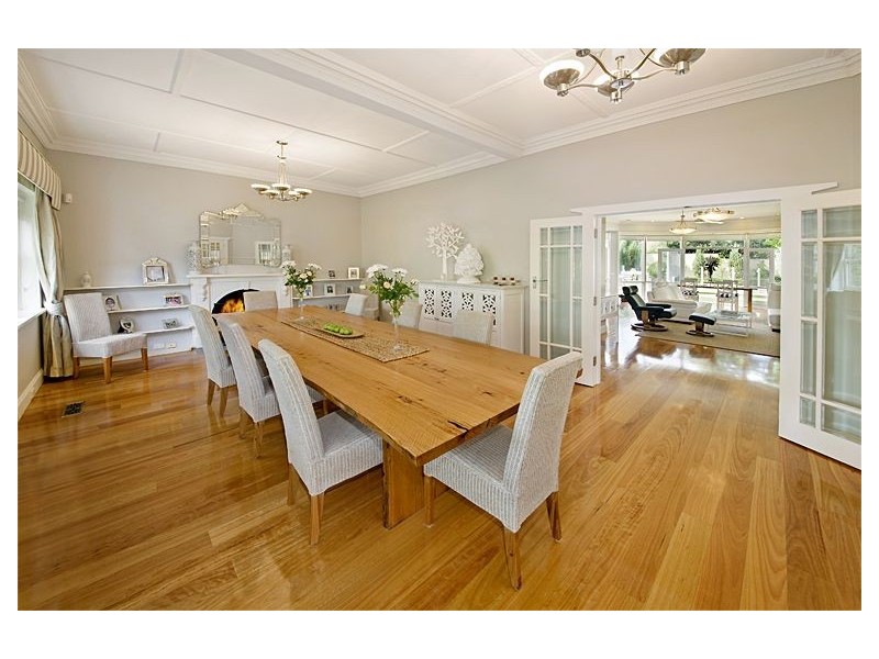 37 Bourne Road, Glen Iris VIC 3146