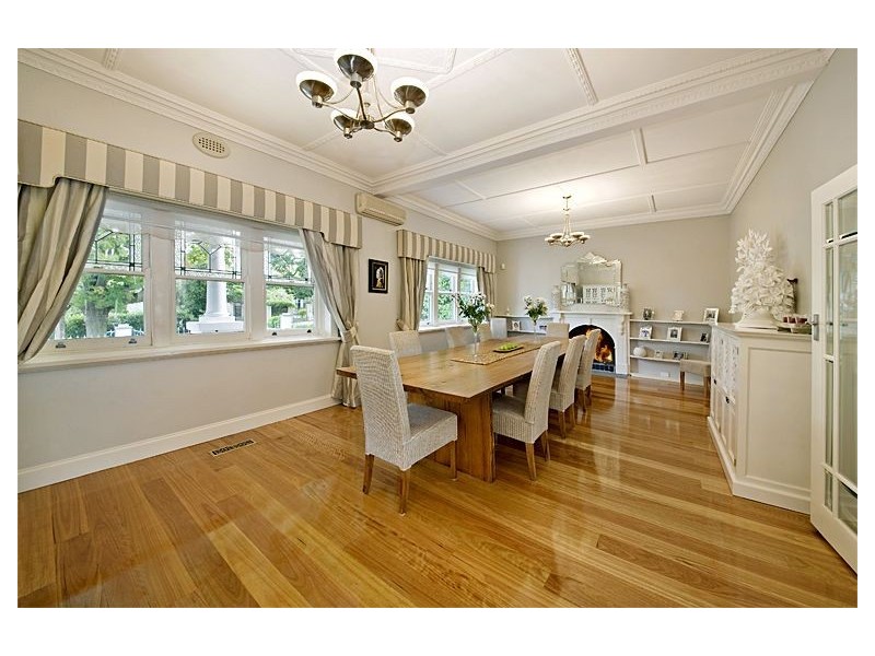 37 Bourne Road, Glen Iris VIC 3146