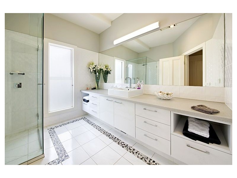 37 Bourne Road, Glen Iris VIC 3146