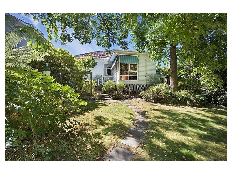 32 Solway Street, Ashburton VIC 3147