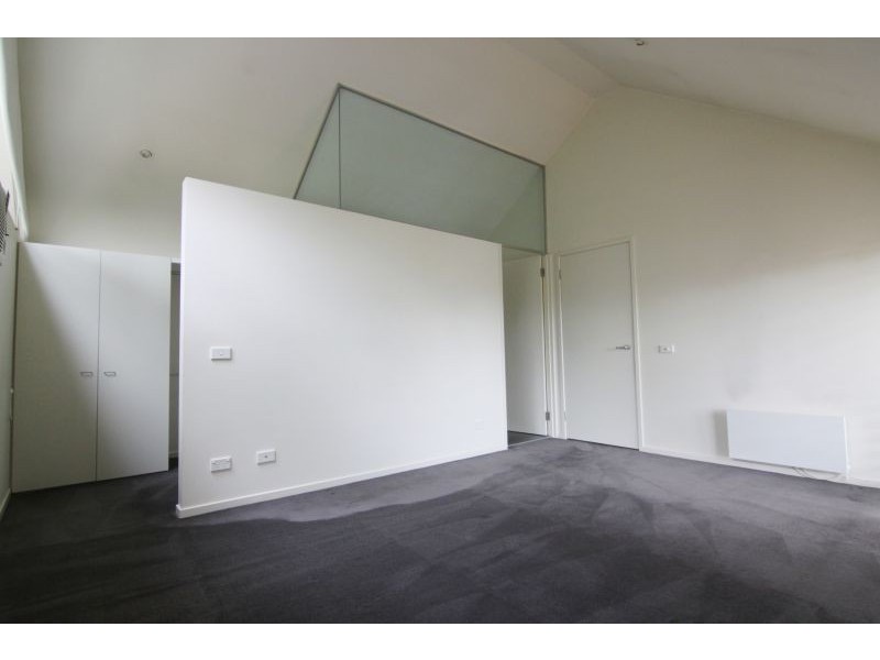 2B Golden Quadrant, Glen Iris VIC 3146