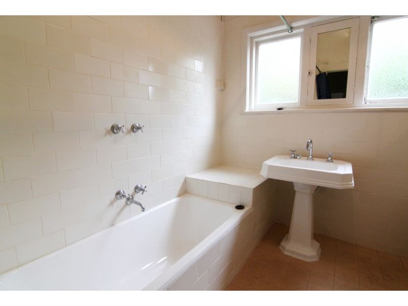 27 Scott Grove, Glen Iris VIC 3146