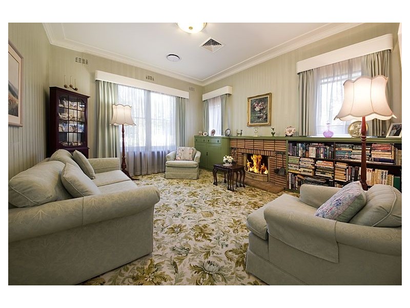 1315 Dandenong Road, Malvern East VIC 3145