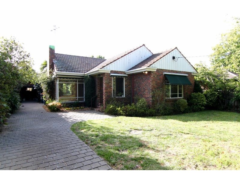 95 Summerhill Road, Glen Iris VIC 3146
