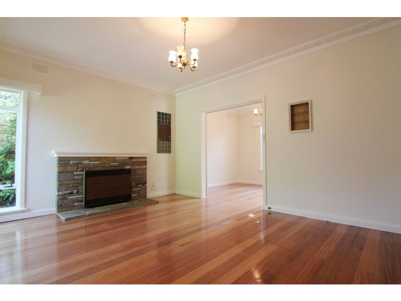 95 Summerhill Road, Glen Iris VIC 3146