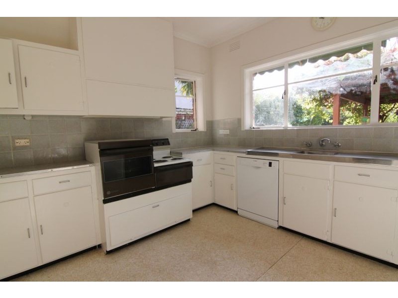 95 Summerhill Road, Glen Iris VIC 3146