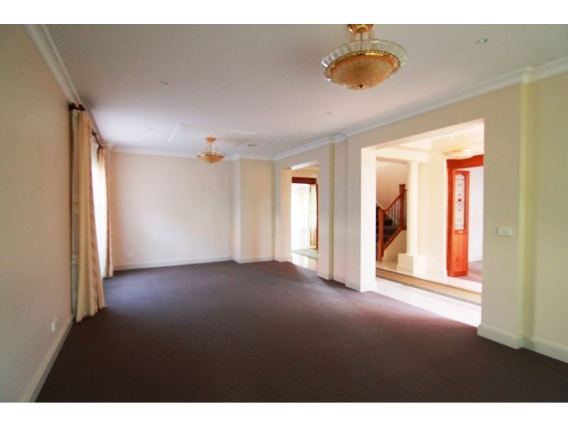 3 Mons Street, Glen Iris VIC 3146