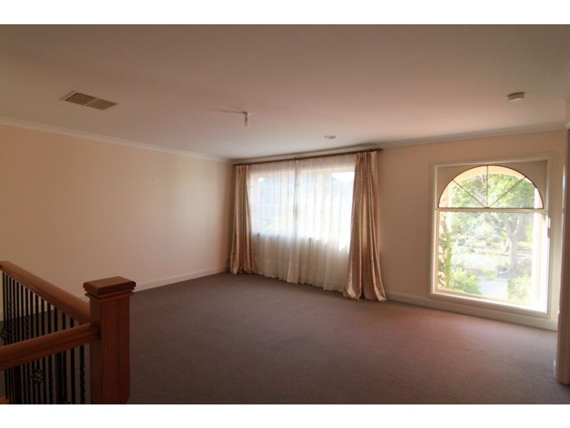 3 Mons Street, Glen Iris VIC 3146