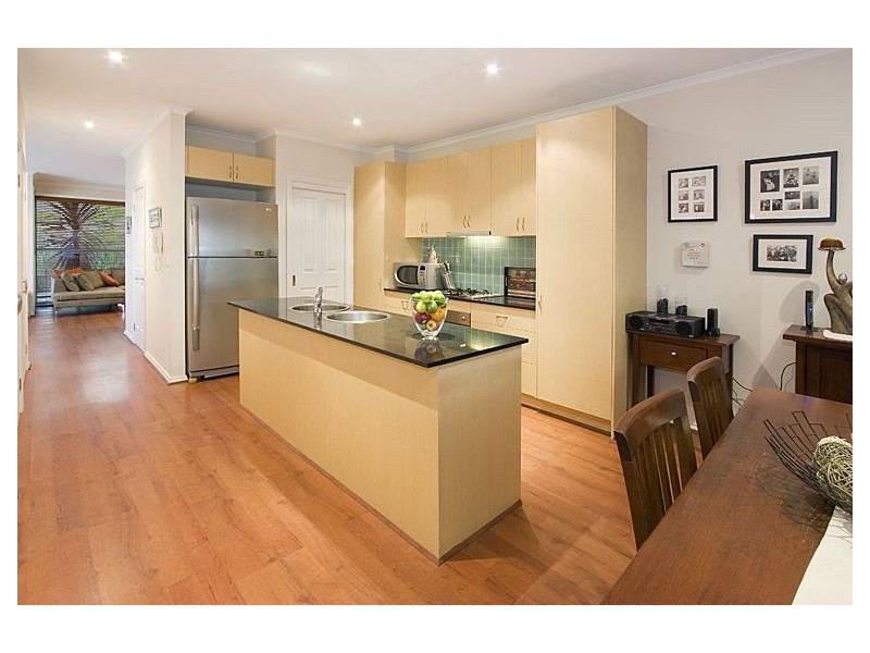 4/28 Cole Crescent, Chadstone VIC 3148