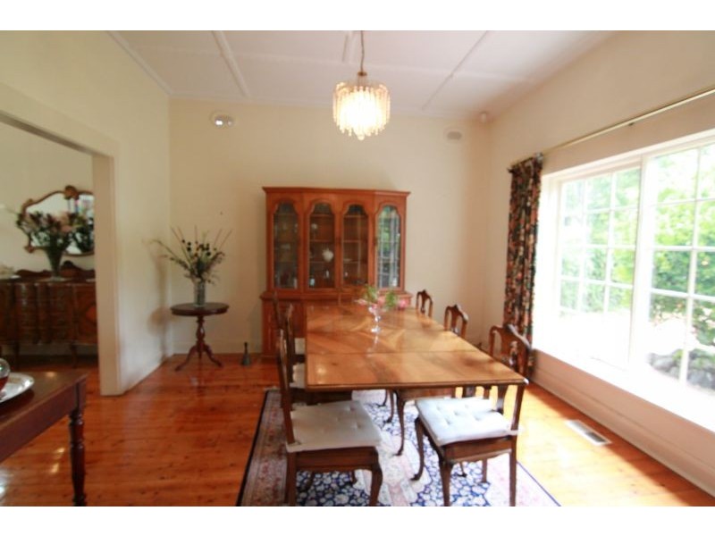 3 Ferguson St, Glen Iris VIC 3146