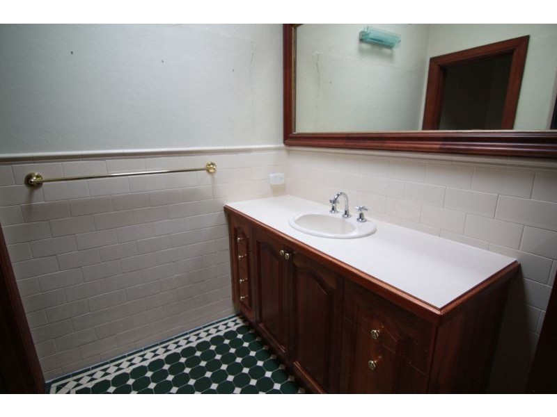 23 Cairnes Crescent, Malvern East VIC 3145