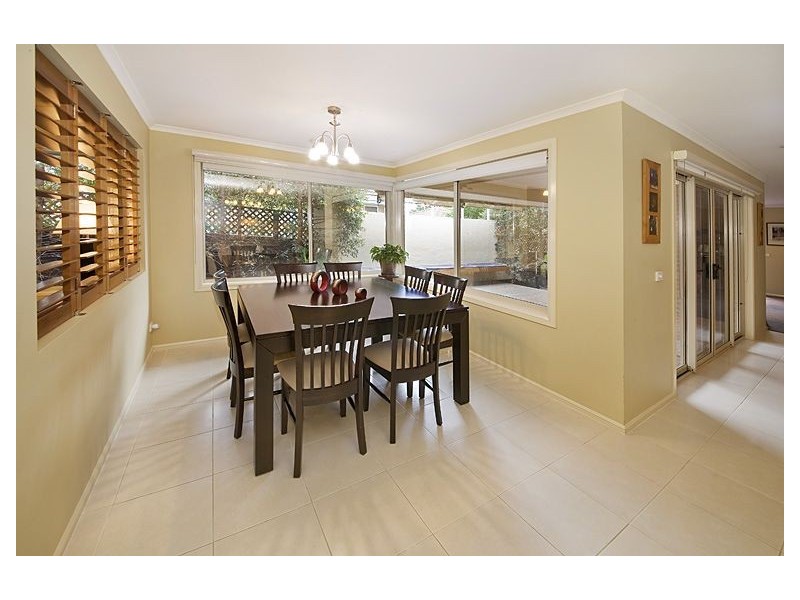 5 Station Avenue, Ashwood VIC 3147