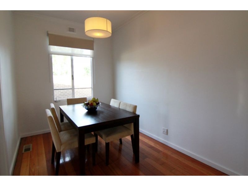 24 Sunderland Ave, Ashburton VIC 3147