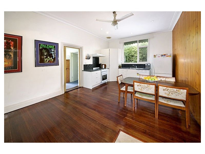 8 Serrell Street, Malvern East VIC 3145