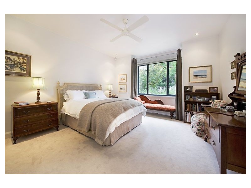 1/7 Nairn Street, Ashburton VIC 3147