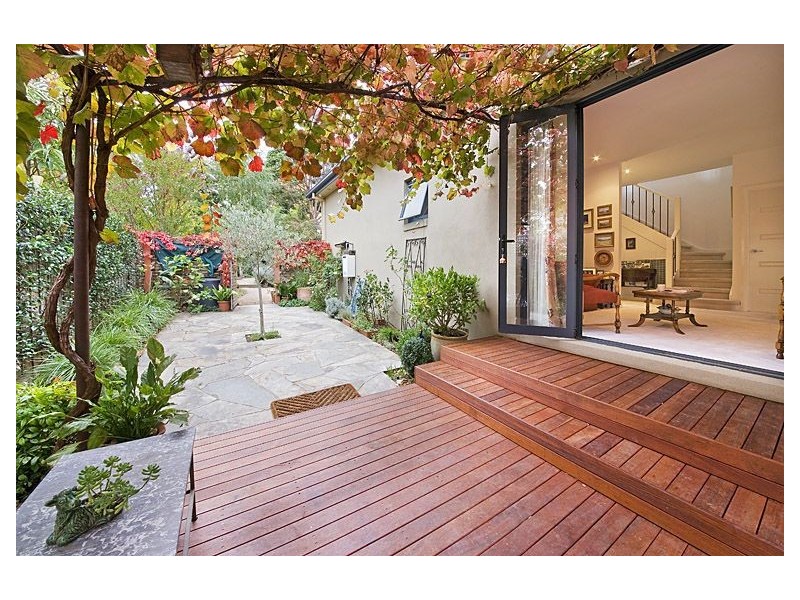 1/7 Nairn Street, Ashburton VIC 3147