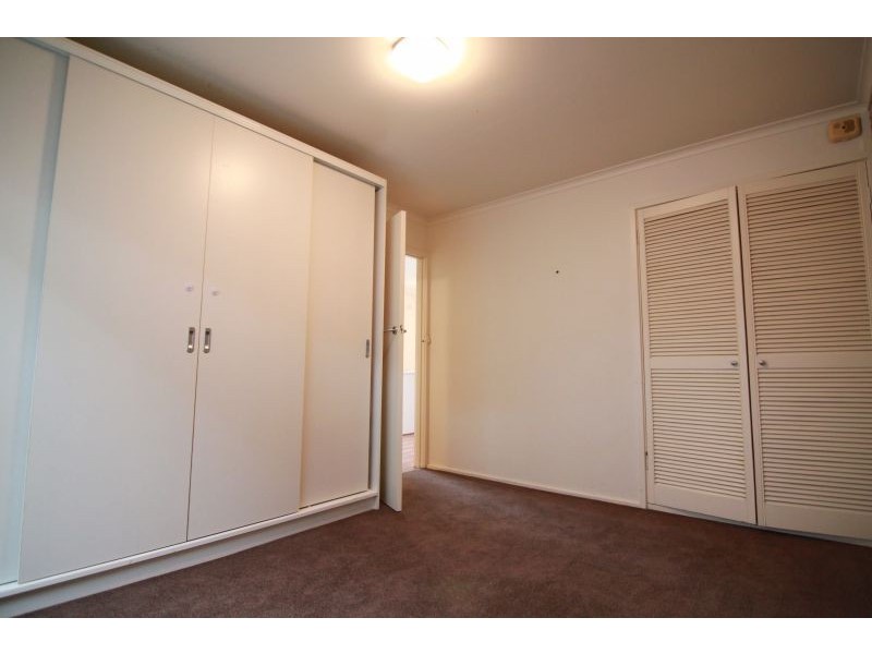3/2 June Cresent, Glen Iris VIC 3146